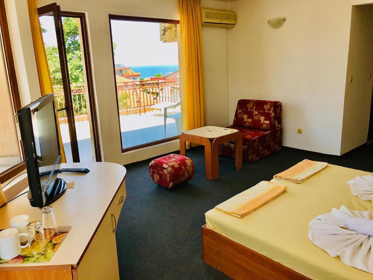 Family Hotel Friends พรีมอร์สโก ภายนอก รูปภาพ