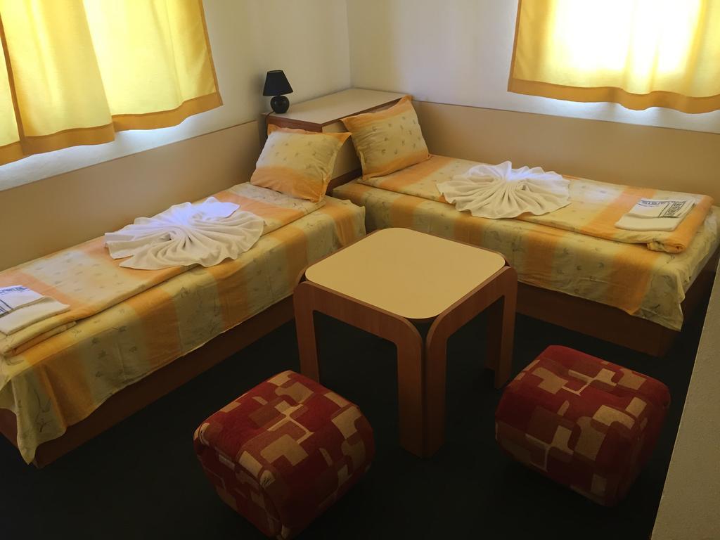 Family Hotel Friends พรีมอร์สโก ภายนอก รูปภาพ