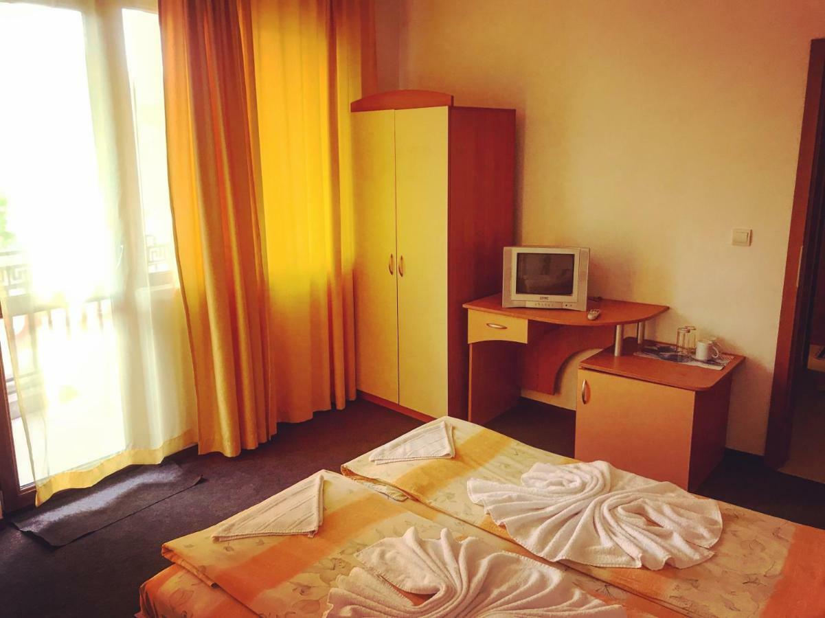 Family Hotel Friends พรีมอร์สโก ภายนอก รูปภาพ